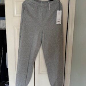 ALO Grey Cuffed Sweatpants NWT